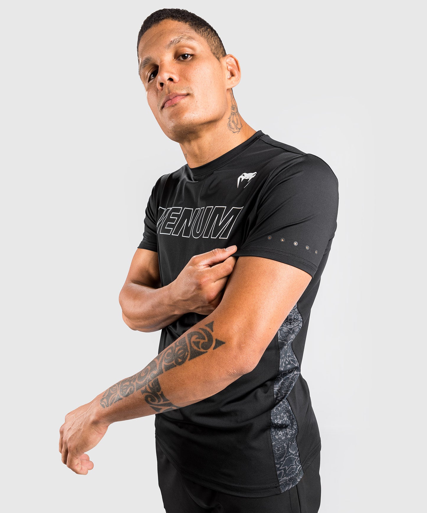 Футболка Dry Tech Venum Classic Evo - черный/белый