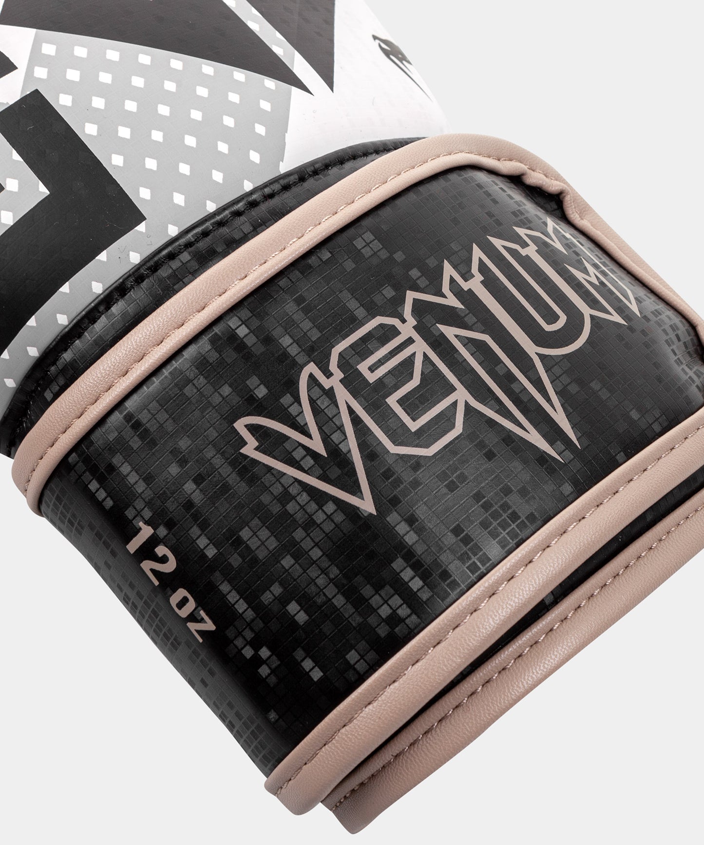 Боксерские перчатки Venum Arrow Loma Edition