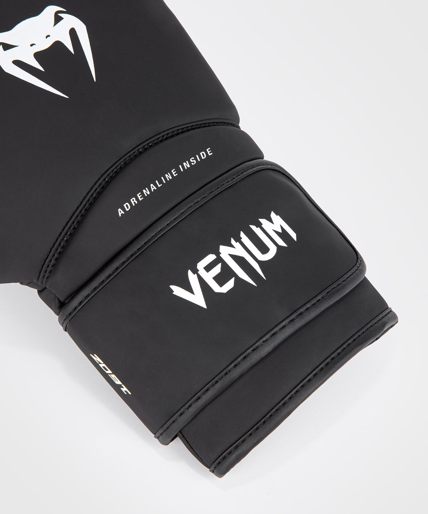 Боксерские перчатки Venum Contender 1.5 - Черный/Белый