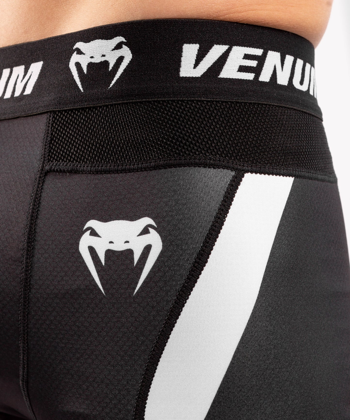 Шорты Vale Tudo Venum No Gi 3.0 - черный/белый
