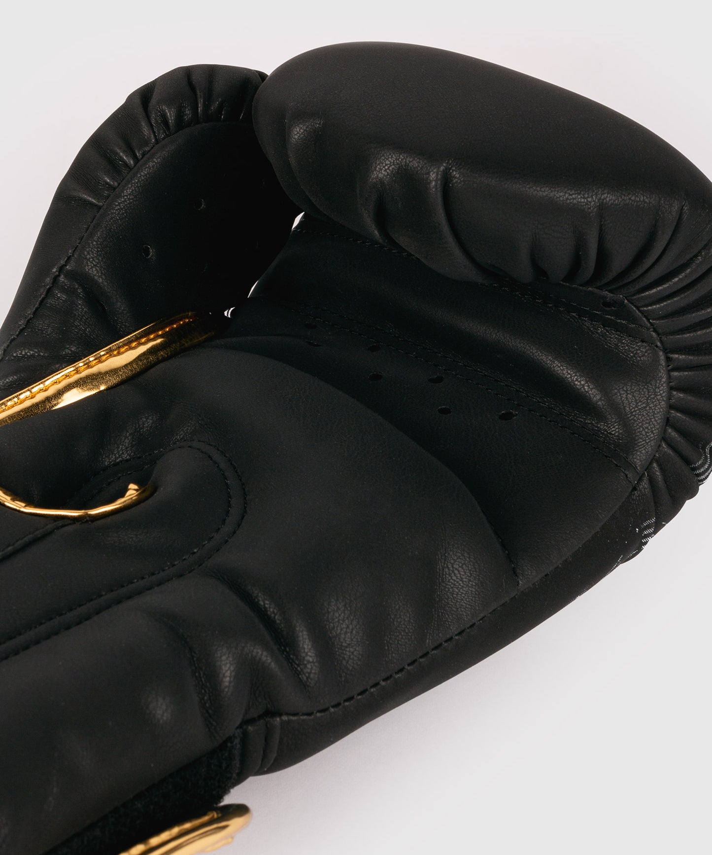Боксерские перчатки Venum Skull - Черный